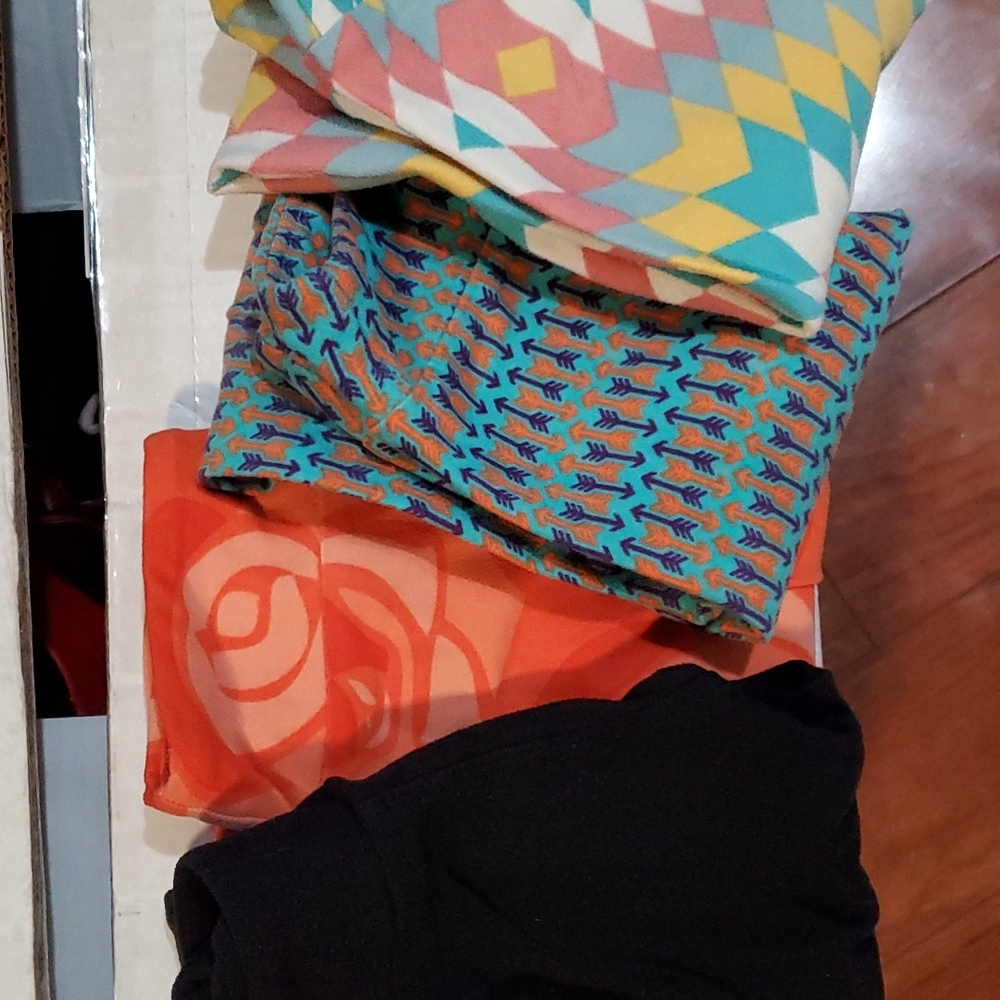 Small Medium Lularoe Leggings